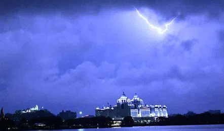 Rain Alert in Telangana and Hyderabad: IMD Issues Heavy Rainfall Warning | Full District-wise Forecast and Safety Guide